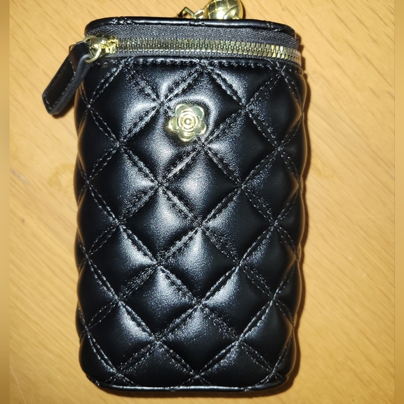Adorable Black Quilted 3 way Clutch Bag - Phone case - crossbody - Picture 3 of 10